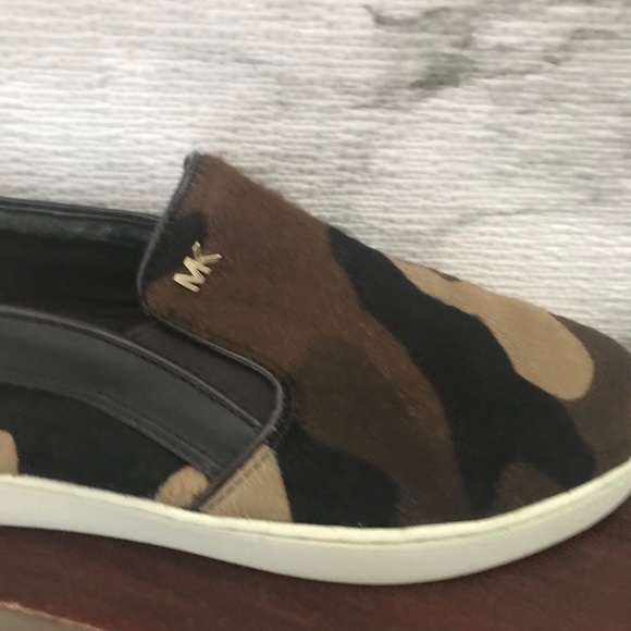 Michael Kors Keaton Slip-on Sneaker. Size 7 - Picture 12 of 12